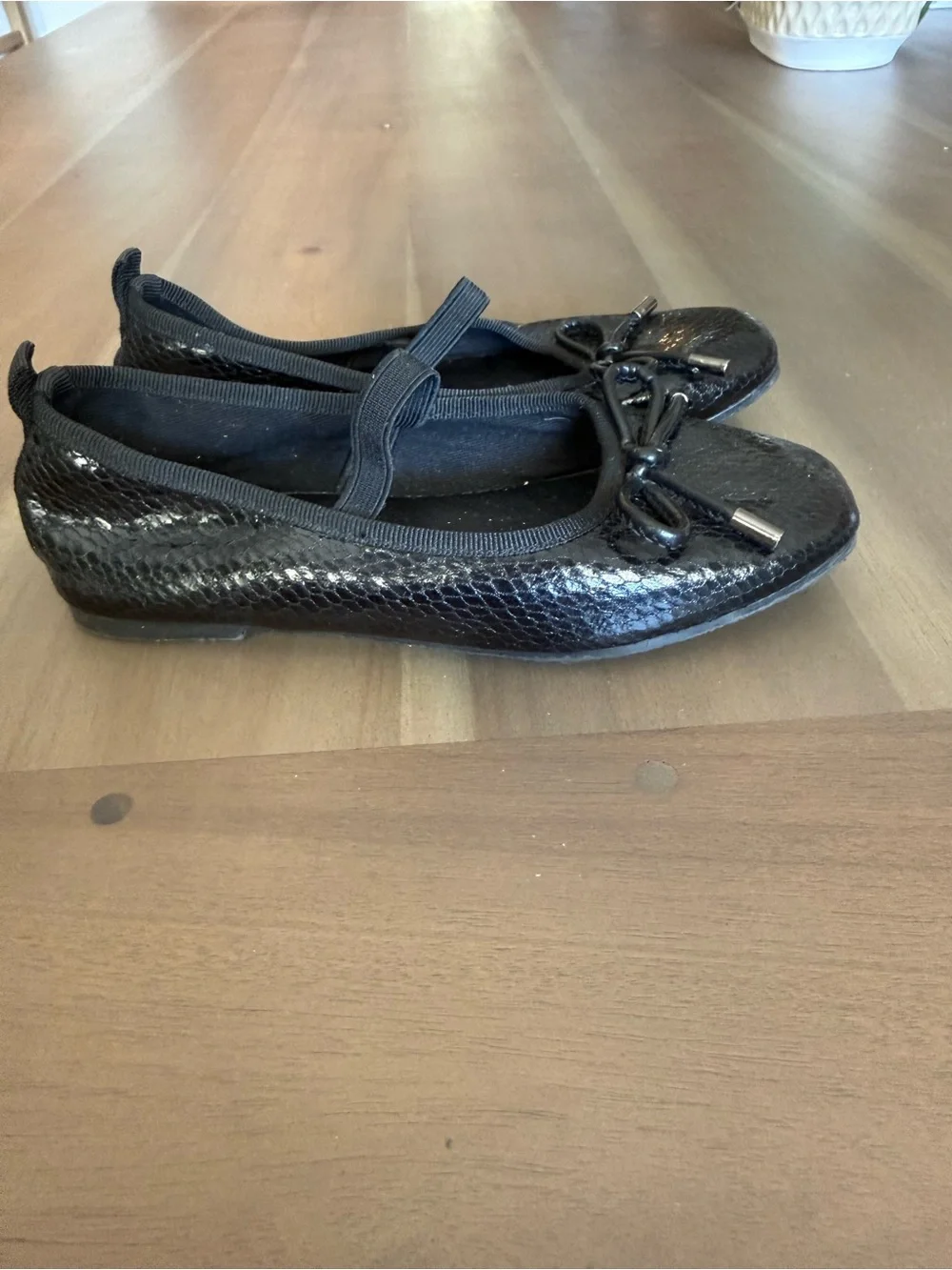 Yosi Samra Black Snake-Texture Ballet Flats with Bow
